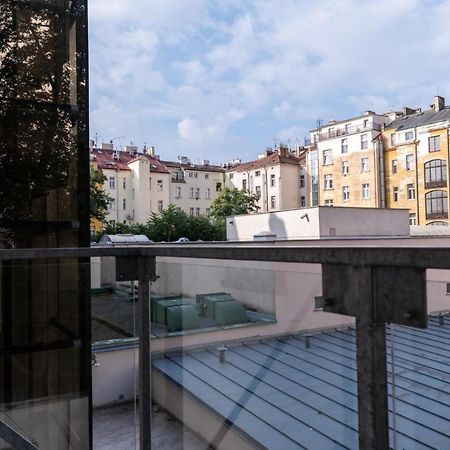 Designed Apartment Next To Vaclav Square With Terrace And Private Garage Prag Eksteriør billede